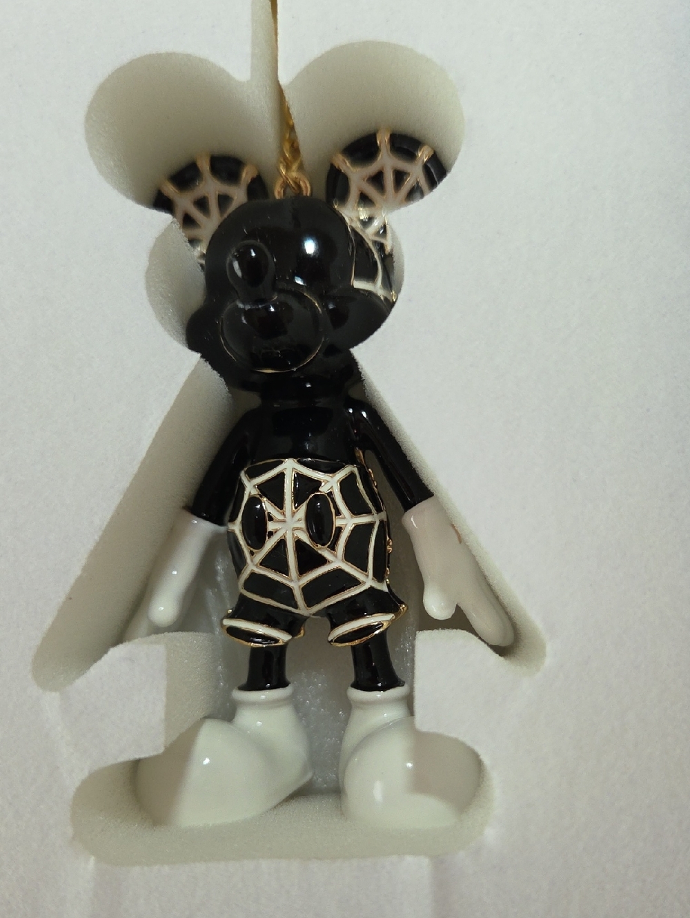Baublebar Disney Mickey Spiderweb Keychain - Picture 6 of 6